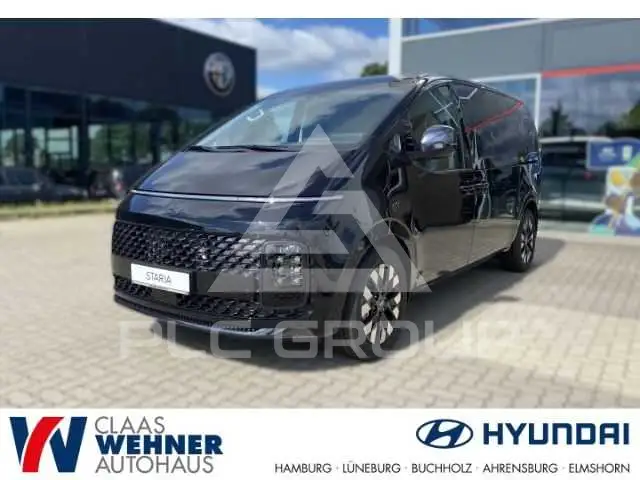2026 Hyundai Staria