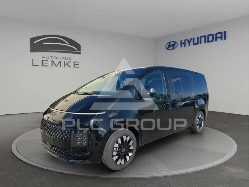 2026 Hyundai Staria