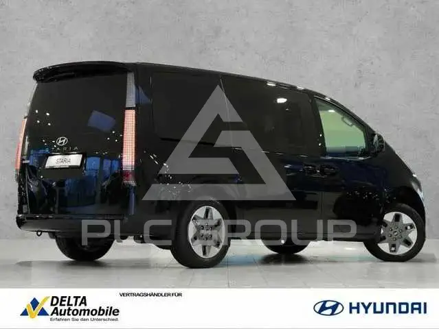 2026 Hyundai Staria