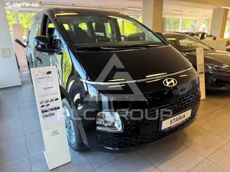 2026 Hyundai Staria