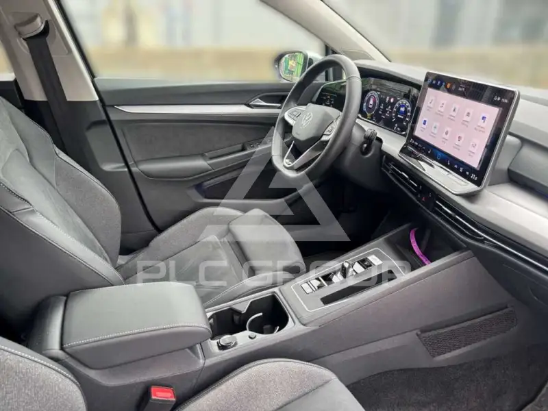 2026 Volkswagen GOLF