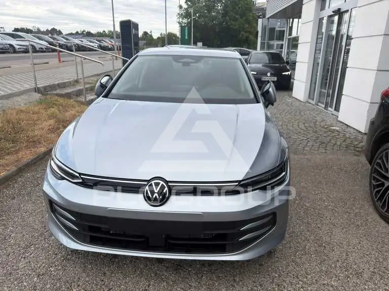 2026 Volkswagen GOLF