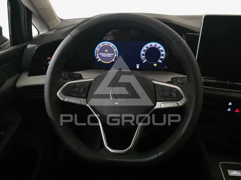 2026 Volkswagen GOLF