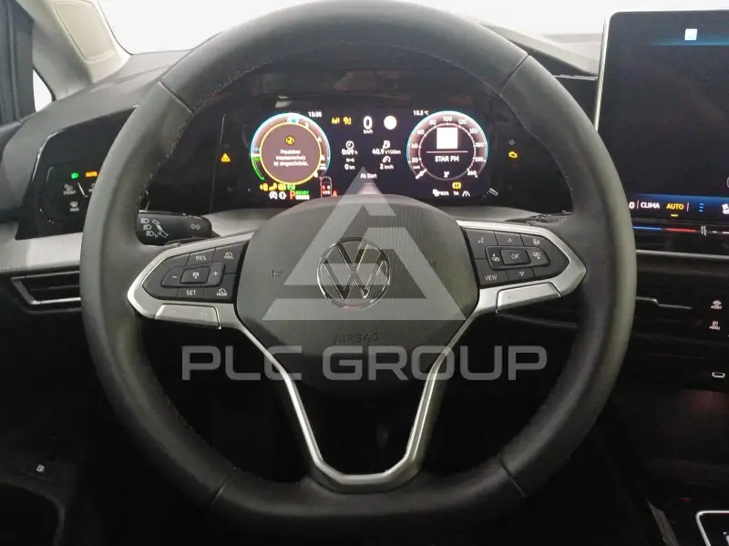 2026 Volkswagen GOLF