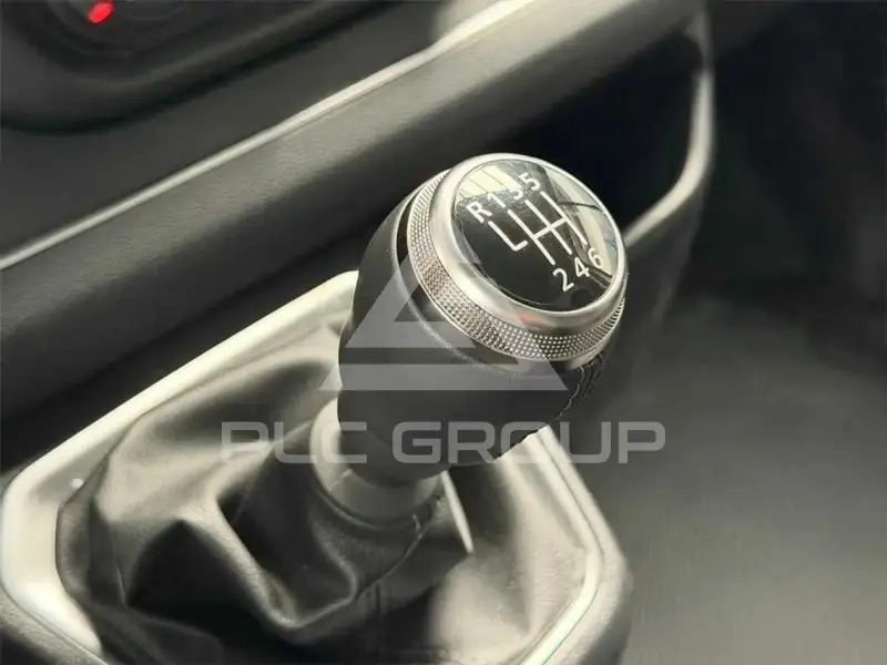 2026 Renault Trafic