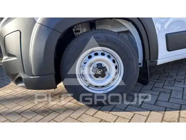 2026 Opel Movano
