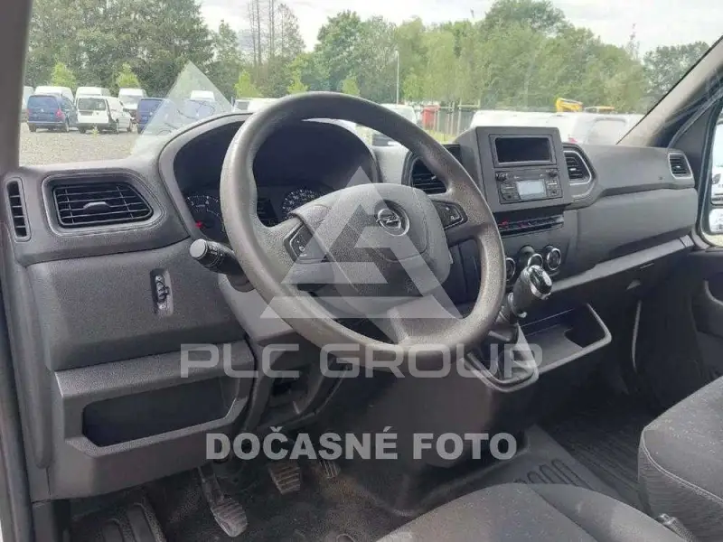 2026 Opel Movano