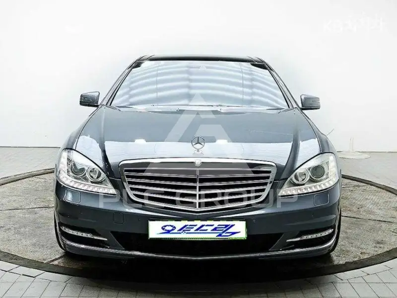 2009 Mercedes Benz S-Class