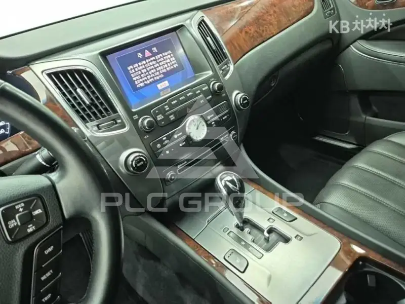 2010 Hyundai Equus