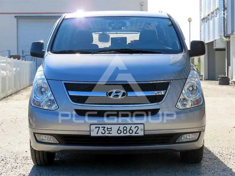 2010 Hyundai Starex