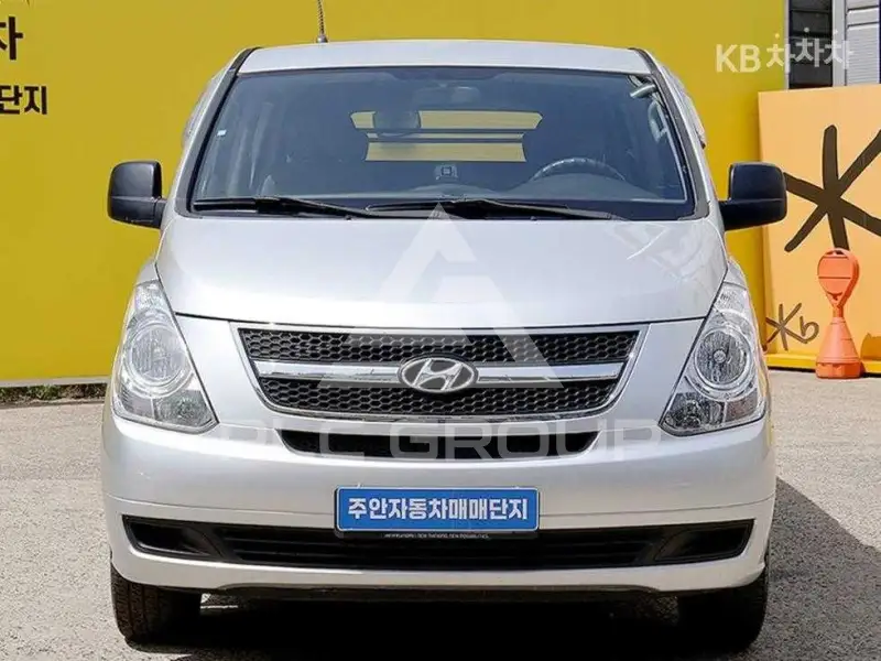 2010 Hyundai Starex