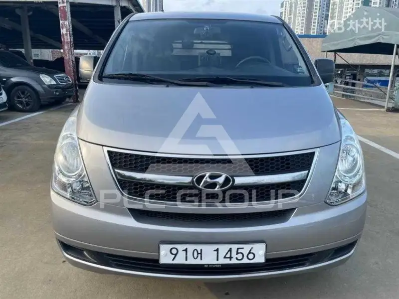 2010 Hyundai Starex