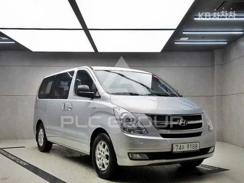 2010 Hyundai Starex