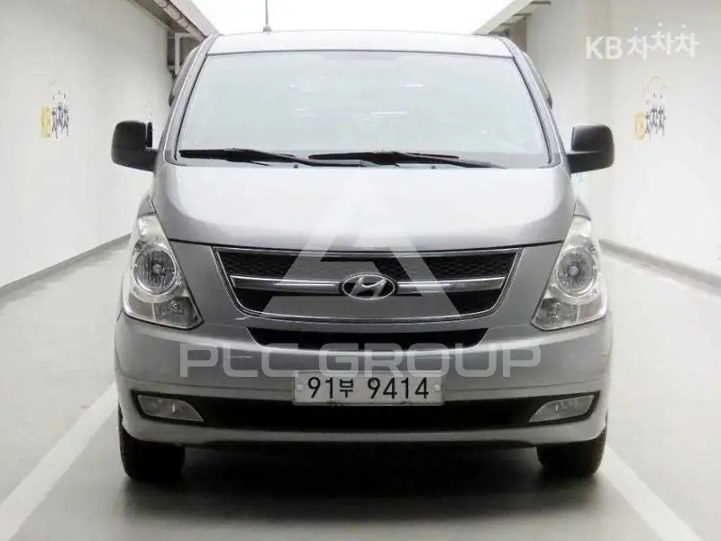 2010 Hyundai Starex
