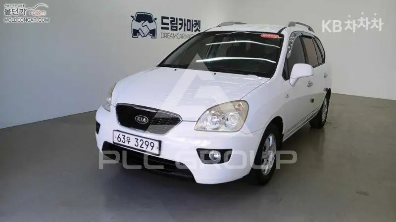 2010 KIA Carens