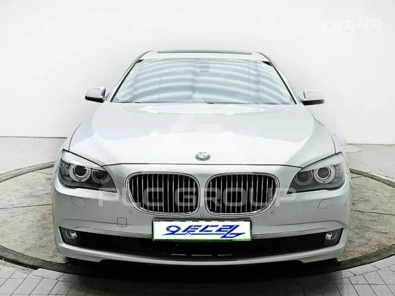 2011 BMW 7 Series