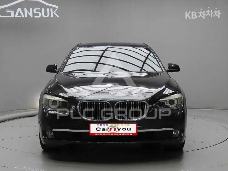 2011 BMW 7 Series