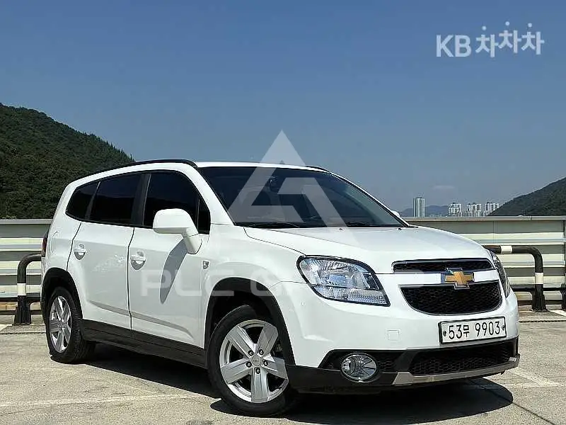 2011 GM Daewoo 쉐보레 올란도