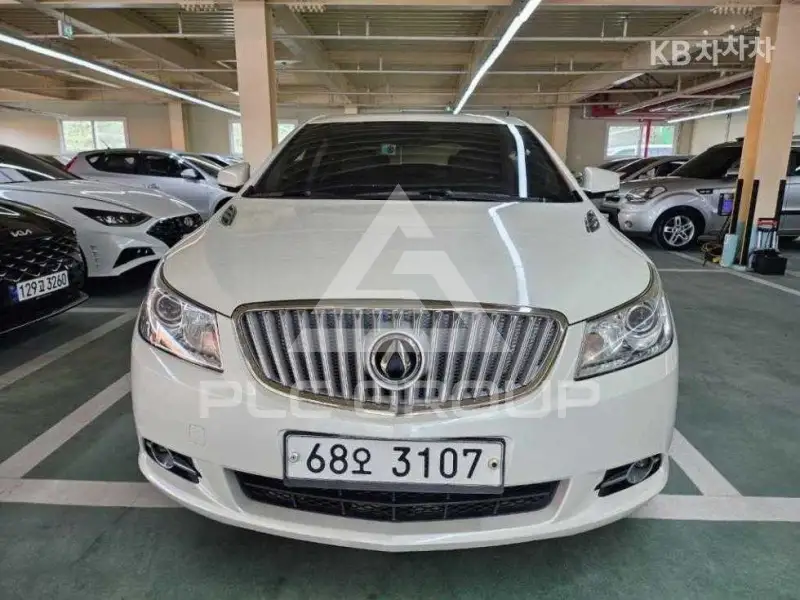 2011 GM Daewoo Alpheon