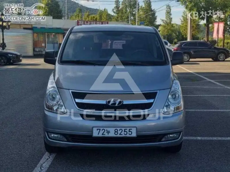 2011 Hyundai Starex