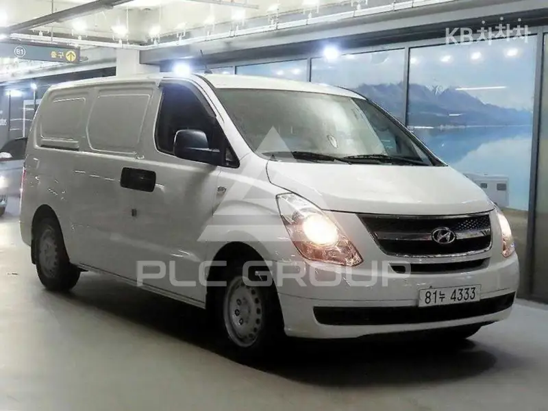 2011 Hyundai Starex