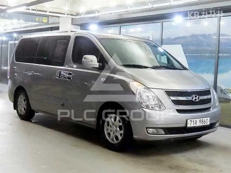 2011 Hyundai Starex