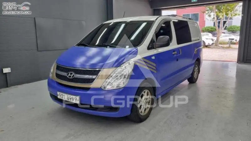 2011 Hyundai Starex