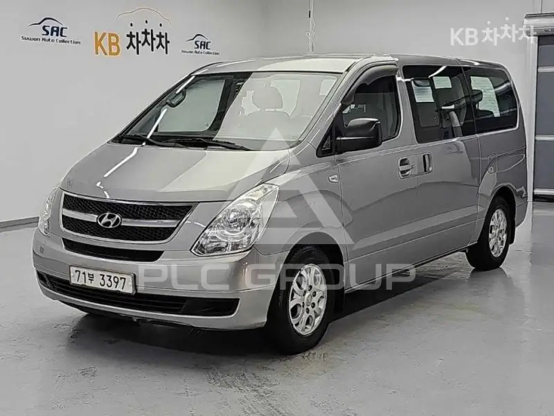 2011 Hyundai Starex
