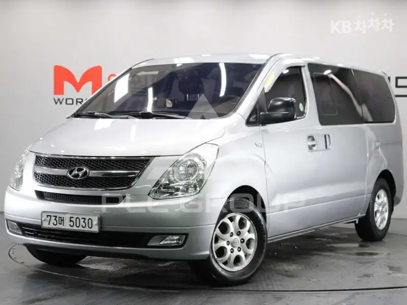 2011 Hyundai Starex