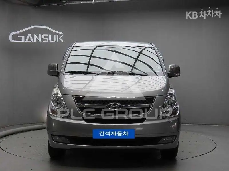 2011 Hyundai Starex