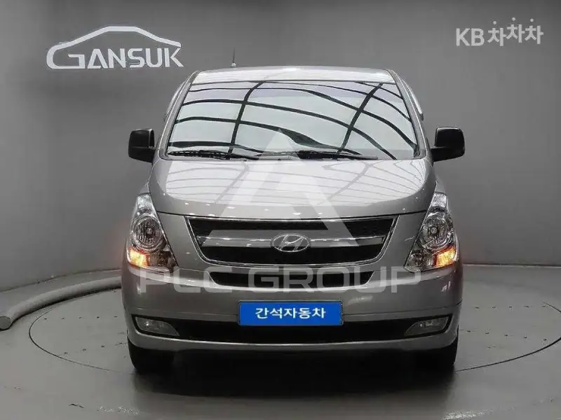 2011 Hyundai Starex