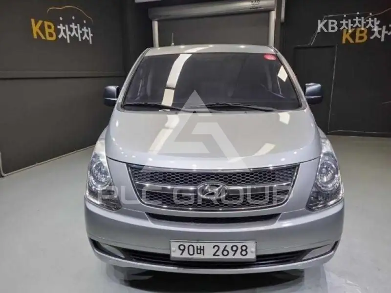 2011 Hyundai Starex