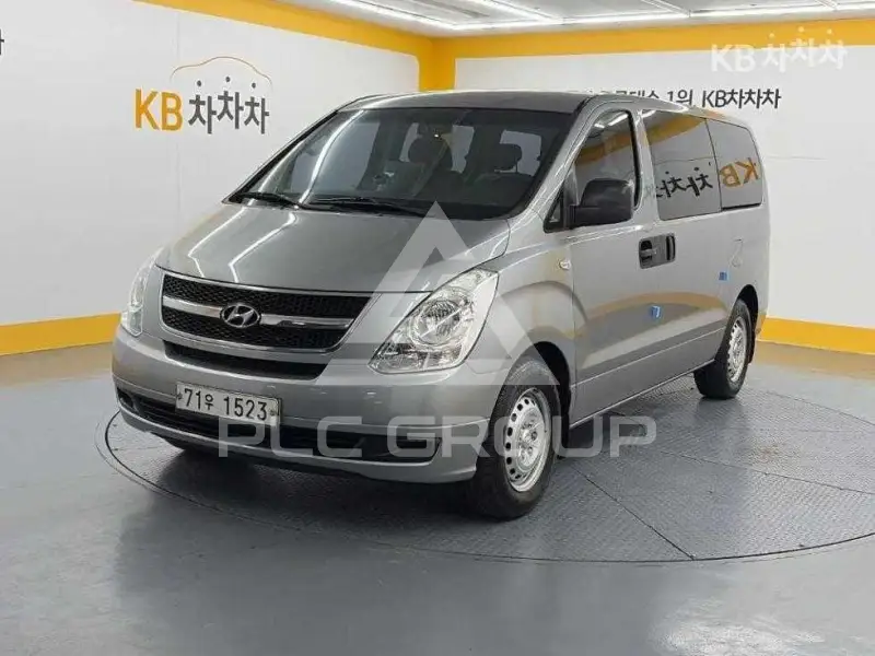 2011 Hyundai Starex