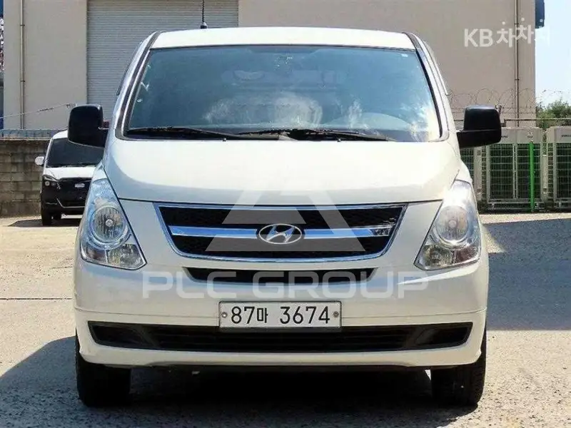 2011 Hyundai Starex