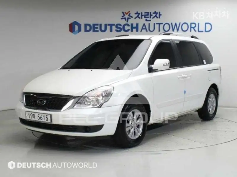2011 KIA Carnival