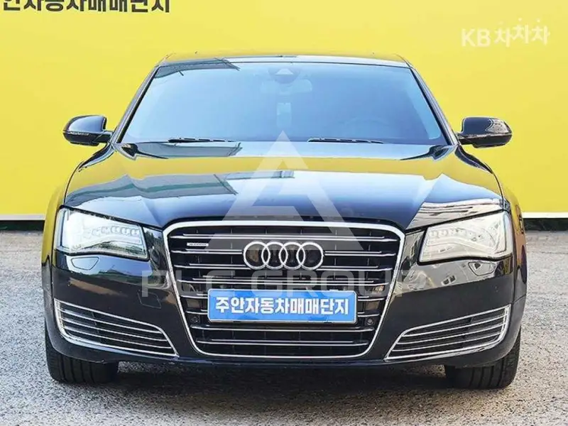 2011 Audi A8