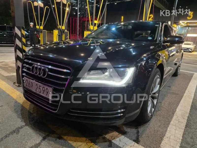 2011 Audi A8