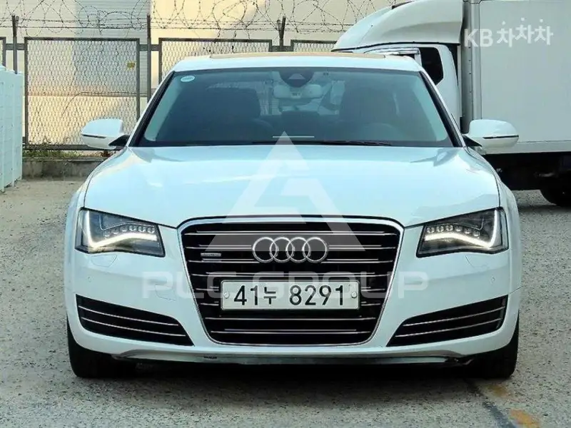 2011 Audi A8
