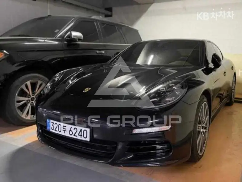 2011 Porsche Panamera