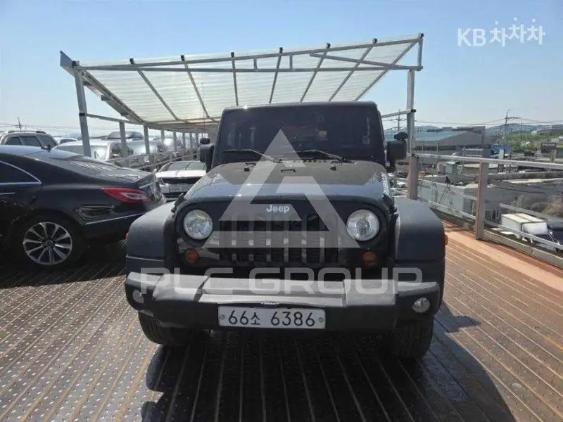 2011 Jeep WRANGLER