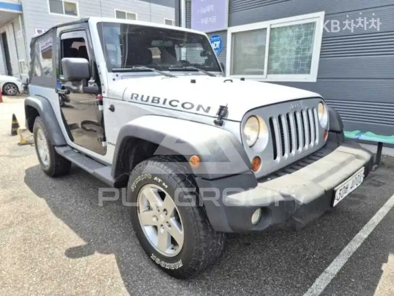 2011 Jeep WRANGLER