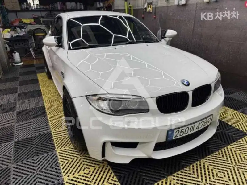 2012 BMW M1