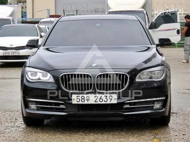 2012 BMW 7 Series