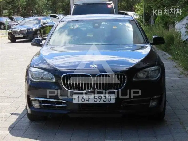 2012 BMW 7 Series