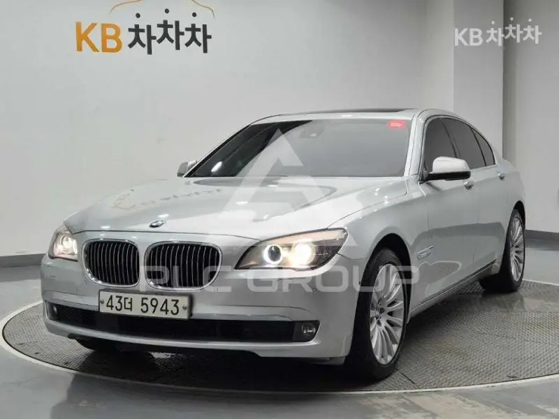 2012 BMW 7 Series