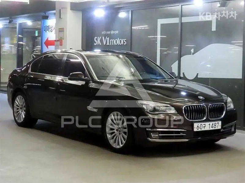 2012 BMW 7 Series