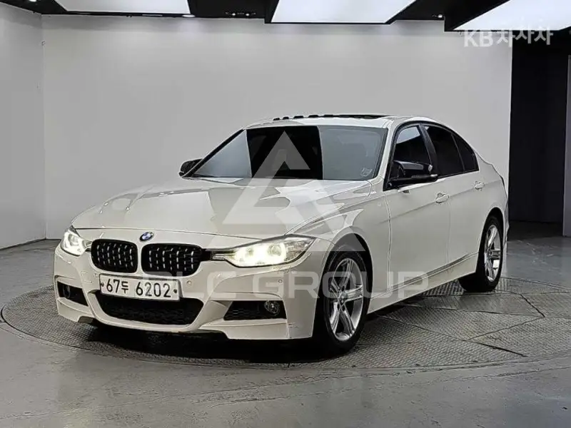 2012 BMW 3 Series