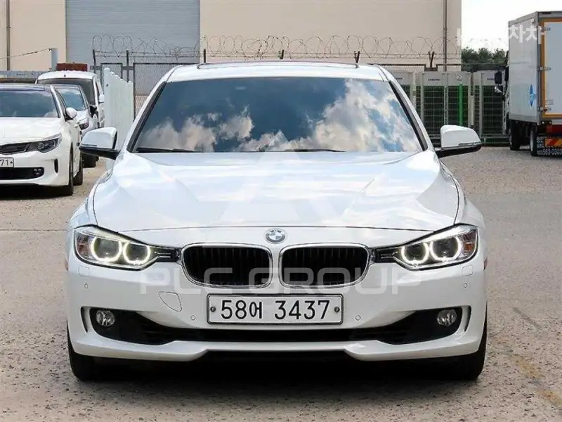 2012 BMW 3 Series