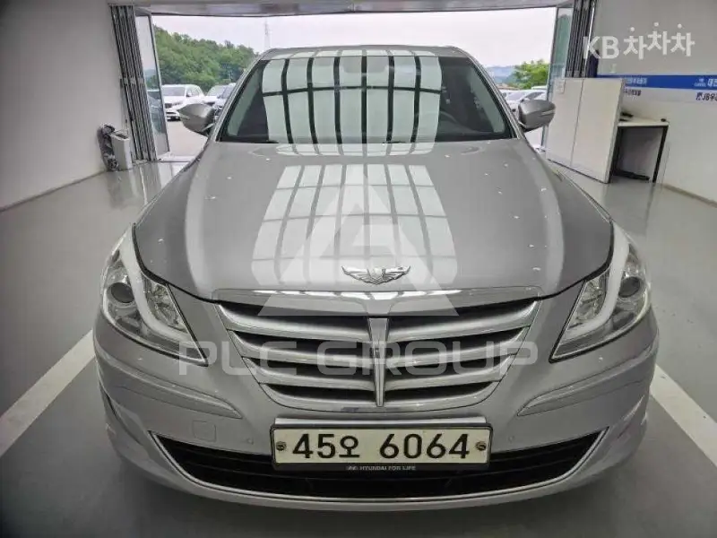 2012 Hyundai Genesis