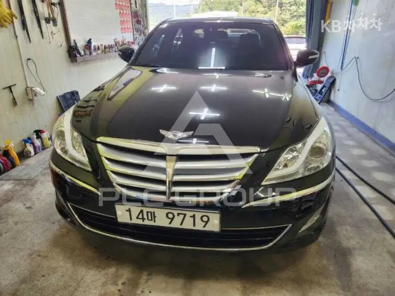 2012 Hyundai Genesis
